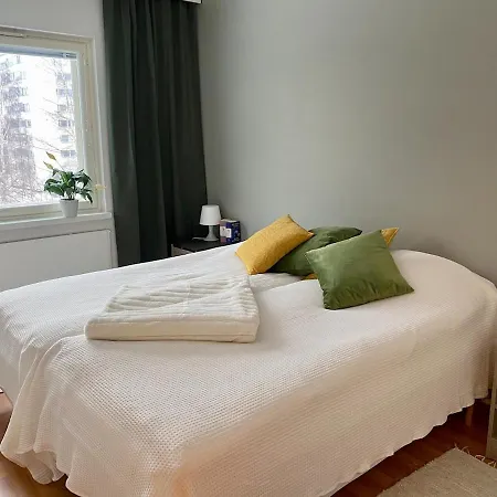 Lejlighed Kodikas Parvekkeellinen Kaksio Omalla Parkkipaikalla *