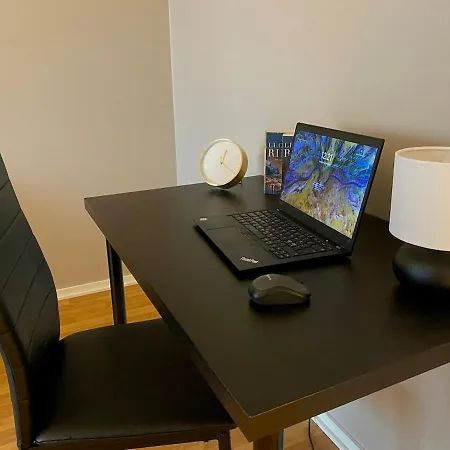 Kodikas Parvekkeellinen Kaksio Omalla Parkkipaikalla Lejlighed *