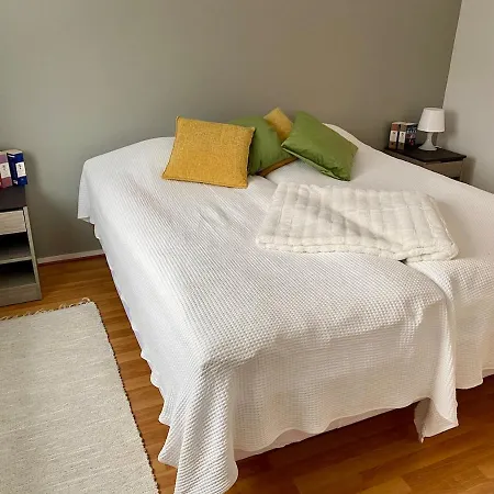 Kodikas Parvekkeellinen Kaksio Omalla Parkkipaikalla *