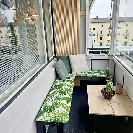 Kodikas Parvekkeellinen Kaksio Omalla Parkkipaikalla 코콜라