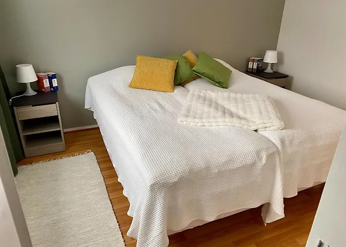 Kodikas Parvekkeellinen Kaksio Omalla Parkkipaikalla *